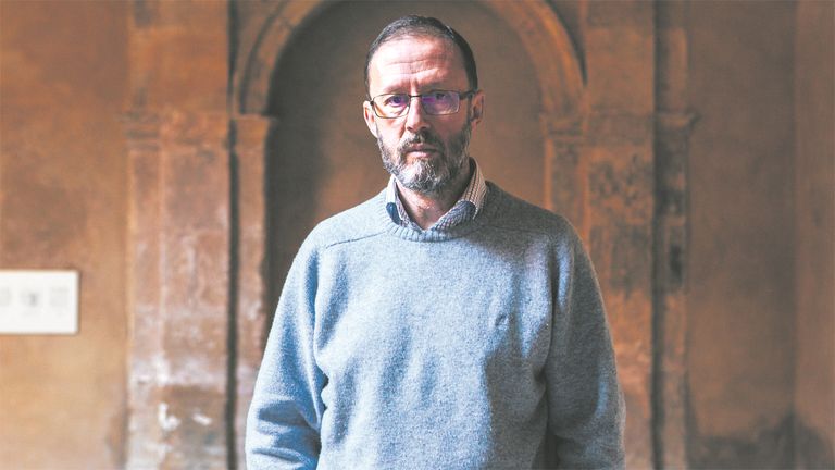 El historiador César García de Castro