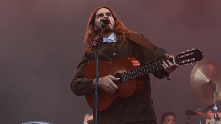 Carlos Ares triunfa en los Premios MIN 2026 como el autor del disco del año