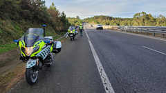 Control de trfico de la Guardia Civil en la A-8