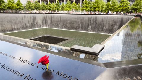 Monumento a la memoria de las victimas del 11S