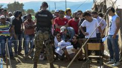 Contina la llegada de refugiados a la frontera de Macedonia y Grecia