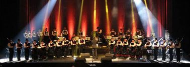 El estreno de la formacin sinfnica y folclrica tuvo lugar el pasado 20 de diciembre en Viana de Castelo. Todava no tienen fechas para iniciar sus conciertos en Galicia.