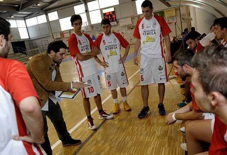 ...La gala de la Cruz Roja congreg� a m�s de cuatrocientas personas