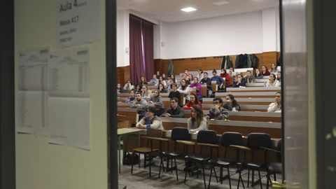 Examen del mir el pasado sbado en Santiago