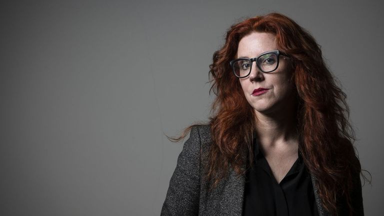 Bibiana Candia, autora de «Lar»: «Las mujeres de la tabacalera lucharon, pero luego tuvieron que limpiar y hacer la cena»
