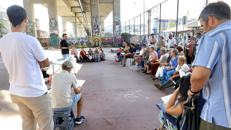 Asamblea bajo el puente: estas son las demandas de los vecinos de Mollavao