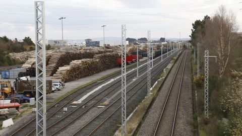 La electrificacin de la lnea desde Monforte termina en la terminal de mercancas de Lugo