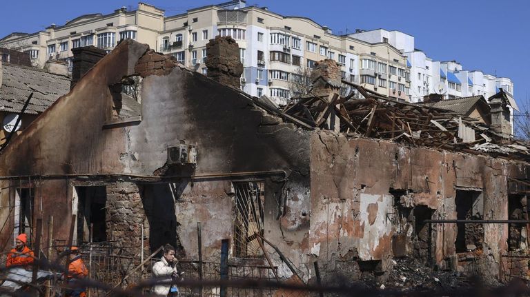 Putin declara un alto el fuego en Ucrania por la Pascua ortodoxa
