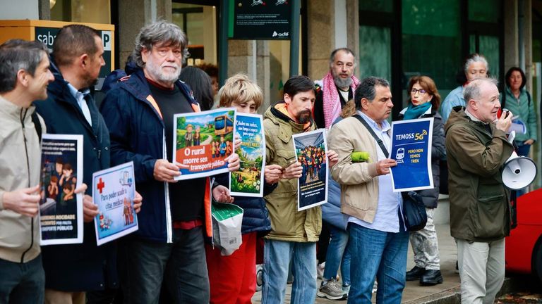De Ferrol a Betanzos para exigir la modernización del tren: <span lang=