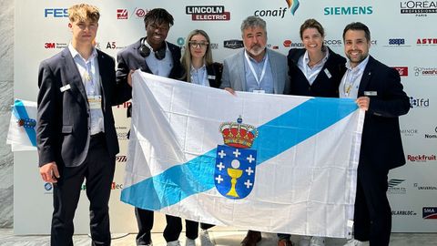 La delegacin del CIFP Montecelo, en Pontevedra, que particip en el campeonato Spainskills en Madrid