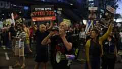 Protesta en Tel Aviv de partidarios de la liberación de los rehenes israelíes en manos de Hamás.