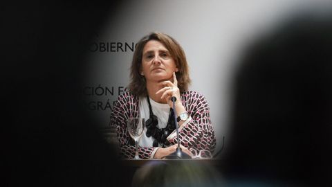 La ministra de Transición Ecológica y vicepresidenta tercera, Teresa Ribera, el viernes en una comparecencia junto a la titular de Defensa, Margarita Robles.