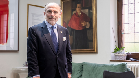 Ignacio Villaverde, rector de la Universidad de Oviedo