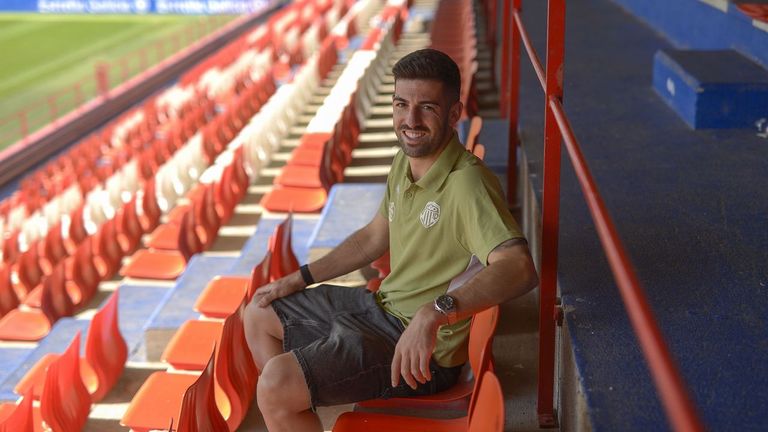 Iker Unzueta: «Tenemos que ir a por el partido desde el primer minuto y ser intensos»