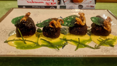 Croqueta Solo para valientes, elaborada por La Montera Picona y ganadora de la IV edicin del concurso Qu croqueta eres?