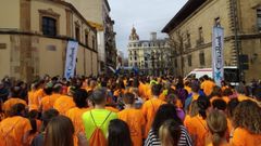 Participantes en Oviedo en la carrera Galb�n contra el c�ncer infantil