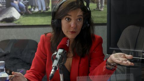La alcaldesa de A Corua, Ins Rey, intervino en el programa  Cita en Mara Pita  de Radio Voz