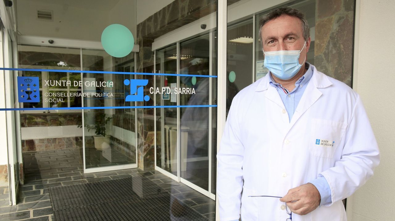 Colas en el corredor de Lugo a Sarria por el aumento del trfico.Luis Pardo en el Centro de Atencin a Persoas con Discapacidade