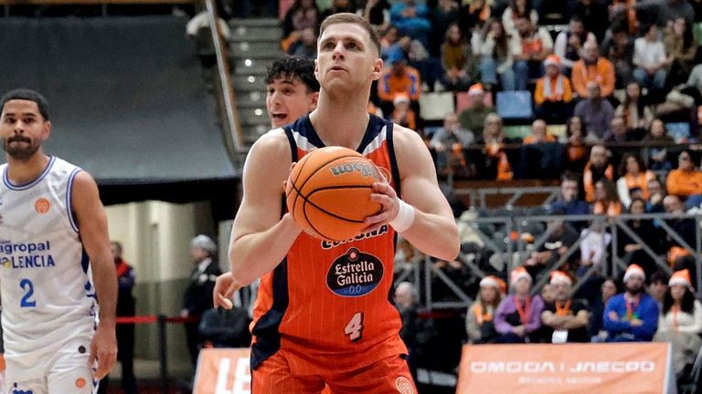 El Leyma Coruña inaugura el 2026 recibiendo a un incómodo Cantabria