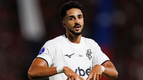 Chris Ramos celebra un gol con el Botafogo