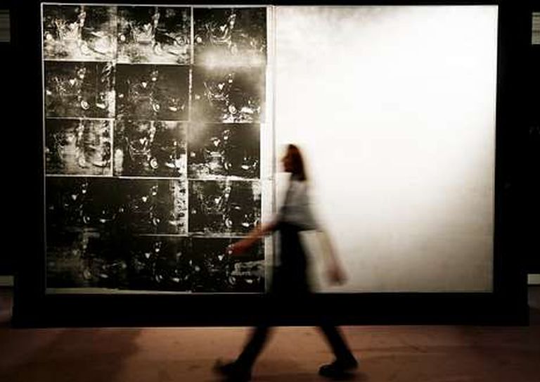 La subasta de «Silver Car Crash (Double Disaster)» por 78,2 millones