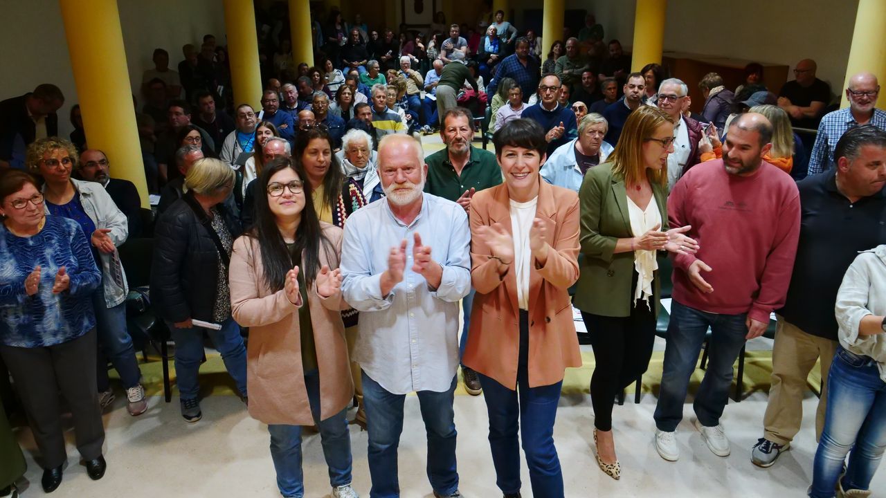 Miguel Lorenzo, durante la inauguracin de la sede de la campaa en Juan Flrez