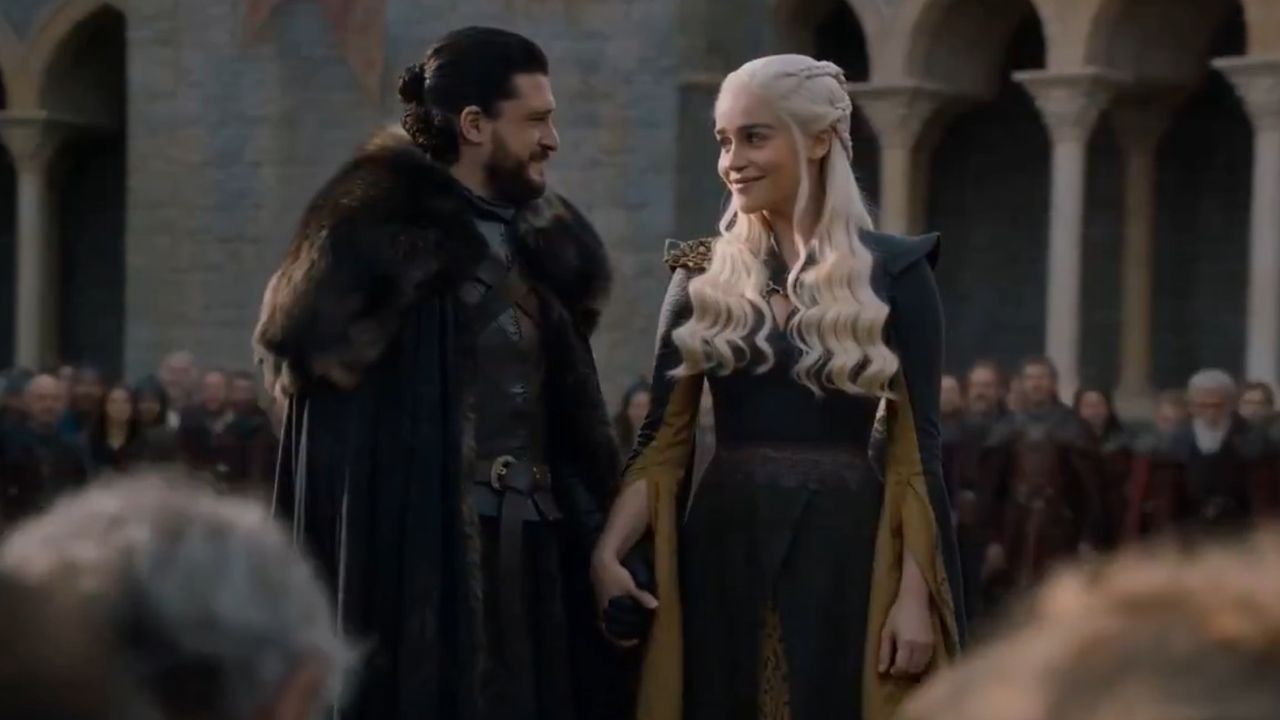 Jon Nieve y Daenerys, juntos y felices en otra versi&oacute;n de &laquo;Juego de tronos&raquo;