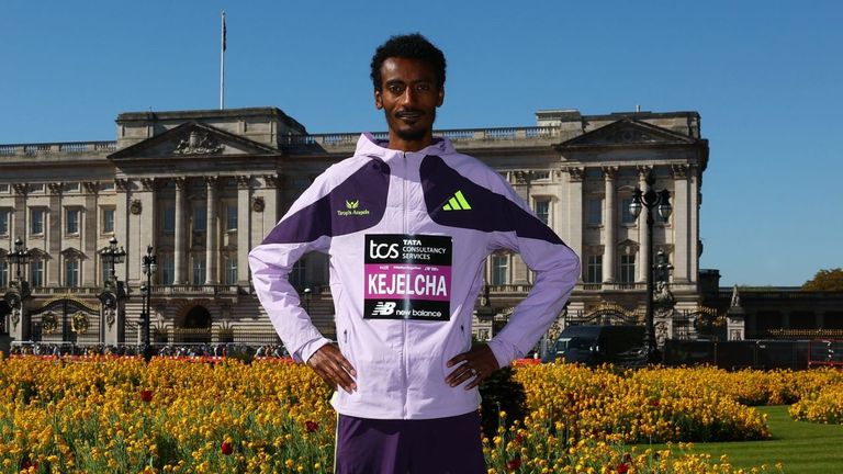 Yomif Kejelcha, segundo clasificado en el maratón de Londres: El debutante que se estrenó por debajo de las dos horas sin récord