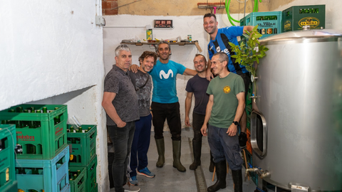 Miembros de la Asociacinde la Sidra Casero de Xixn, El Culete Moyu