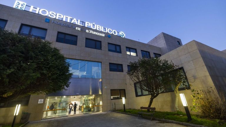 Los hospitales comarcales logran captar a cinco médicos de u