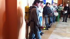 Sonora protesta de Bomberos y Polic�a en el Concello de Ferrol