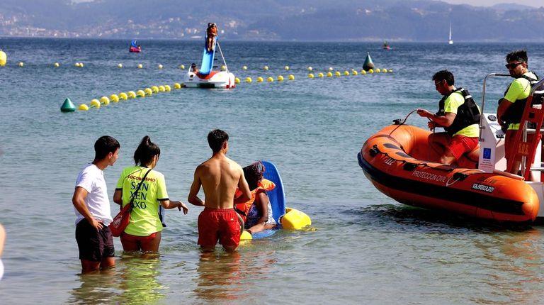 Sanxenxo inicia el servicio de socorristas este viernes en cuatro playas