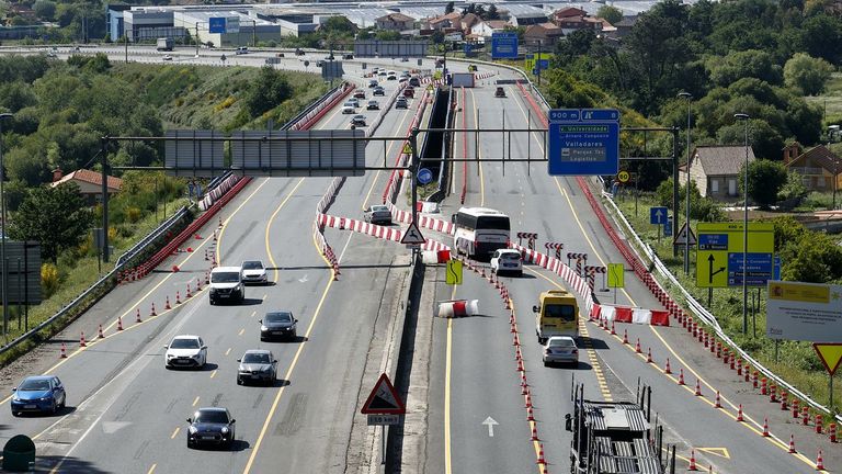 Restringido el acceso al tráfico hacia Vigo por obras de refuerzo del viaducto más largo de la autovía VG-20