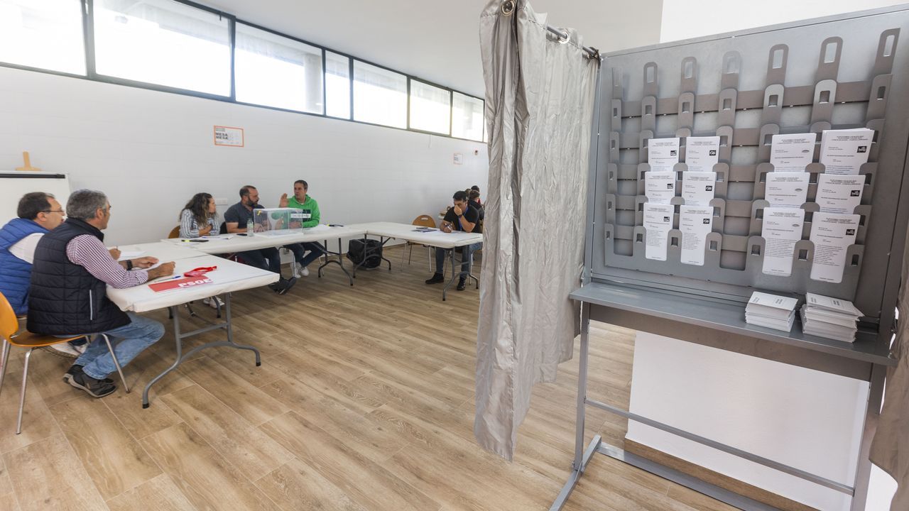 Avin de Air Europa realiza un aterrizaje de emergencia en Brasil tras fuertes turbulencias.Una participante en una edicin anterior del programa de reencuentros de la Xunta