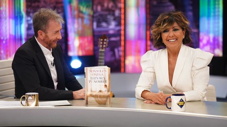 Pablo Motos y Sonsoles Ónega se quejan del IVA de los libros con datos falsos