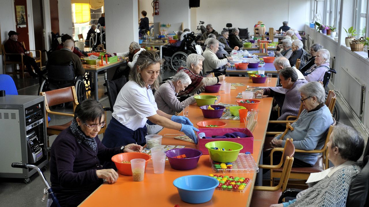 �En la p�blica o en la privada?.M�nica se separ� de su mujer tras nueve a�os de relaci�n