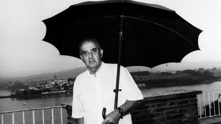 Fernando Morán en Ribadeo en 1992