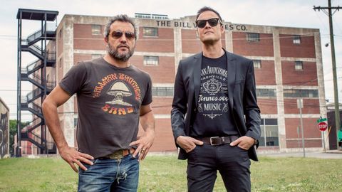 Carlos Tarque y Ricardo Ruipérez, componentes de la veterana banda de rock M Clan.