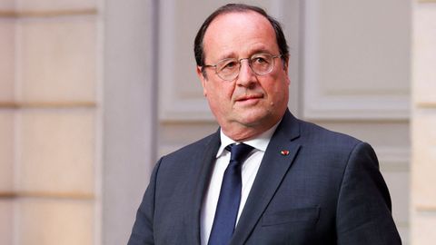 François Hollande tiene 67 años