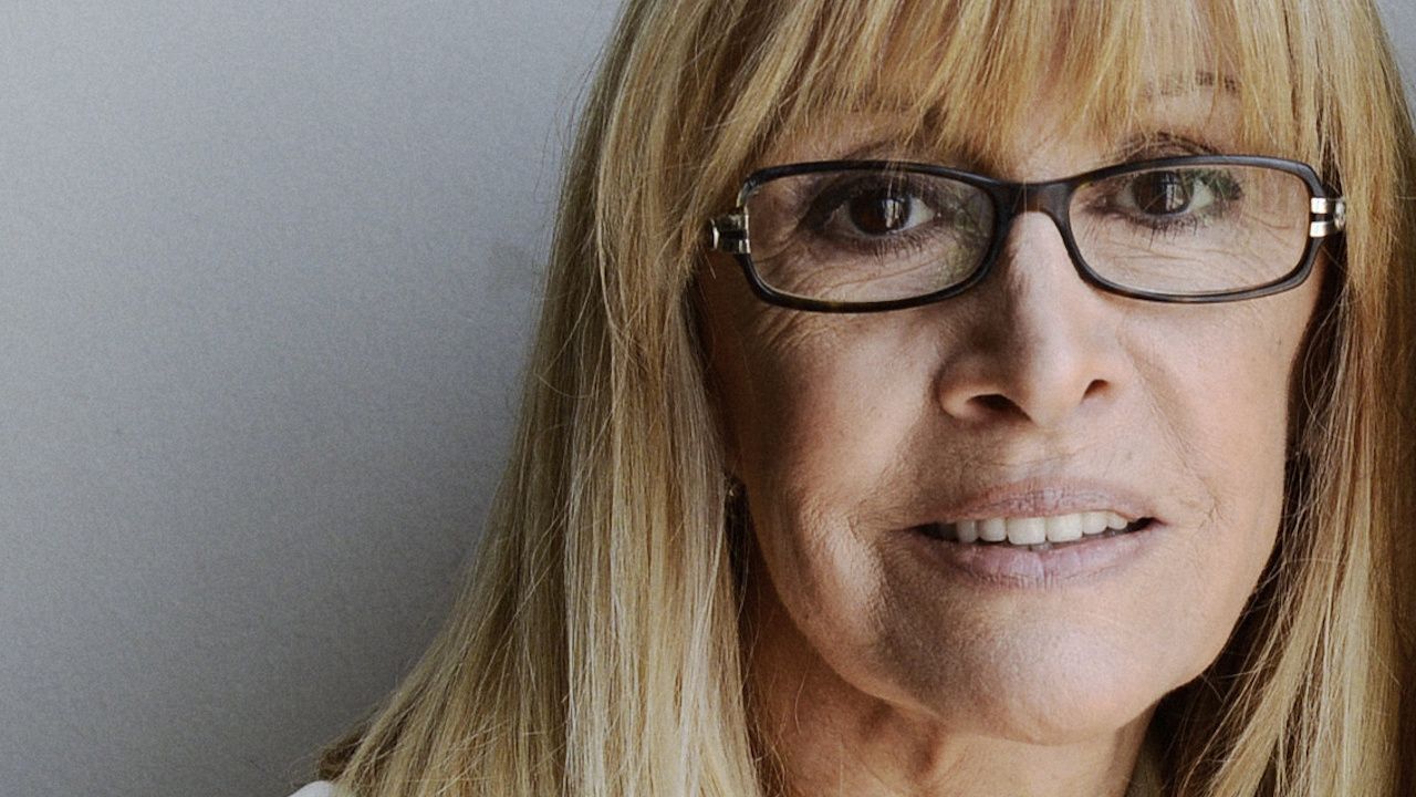 El Rena sale de nuevo al mercado por 399.000 euros.Cristina Rota, actriz y profesora, acaba de publicar��Una historia de teatro y resistencia�, su biograf�a.