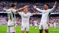 Real Madrid.Los futbolistas del Real Madrid celebran un gol