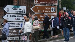 Turistas en Arenas de Cabrales