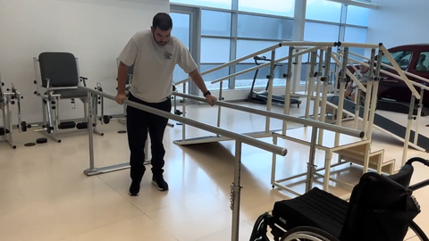 Juan Rom�n en una sesi�n de rehabilitaci�n