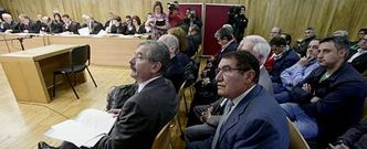 Los acusados, durante el ltimo da del juicio en la Audiencia Provincial de Lugo, el pasado 29 de mayo. 