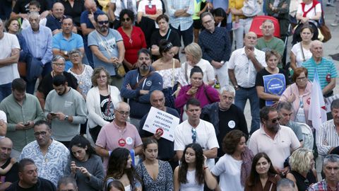 Concentración de apoyo a la flota ante el veto a 87 zonas de pesca de fondo EN RIBEIRA