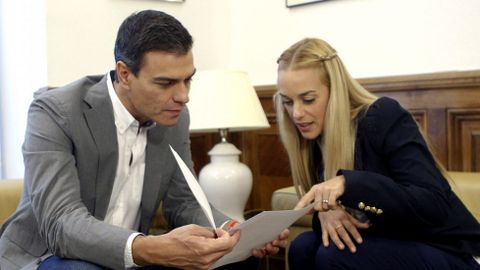 Pedro Snchez con Lilian Tintori