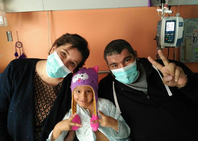Victoria, de 7 años, está ingresada en el Materno.