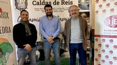 Jacobo Pérez, Emilio Froján y Juan Manuel Rey, en el salón de plenos del Concello de Caldas de Reis