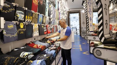 La Fábrica de Nikis cuenta con cuatro tiendas físicas en Santiago de Compostela