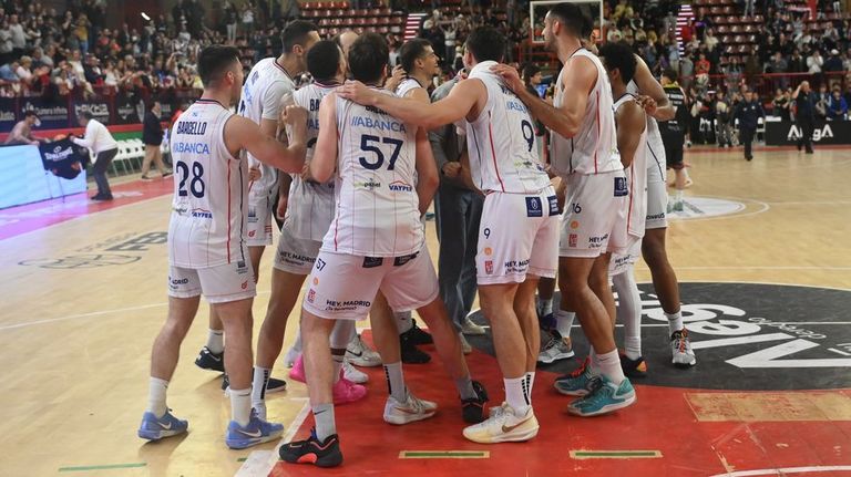 El «1×1» del Obradoiro: Quintela y Galán fueron los mejores